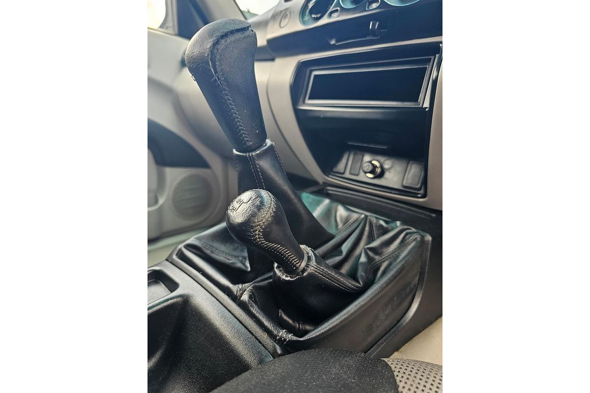 2013 Mitsubishi Triton GLX MN 4X4