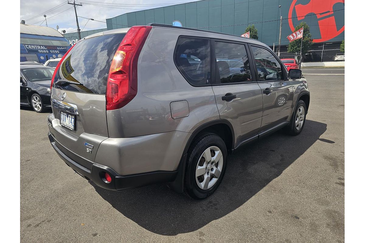 2010 Nissan X-TRAIL ST T31