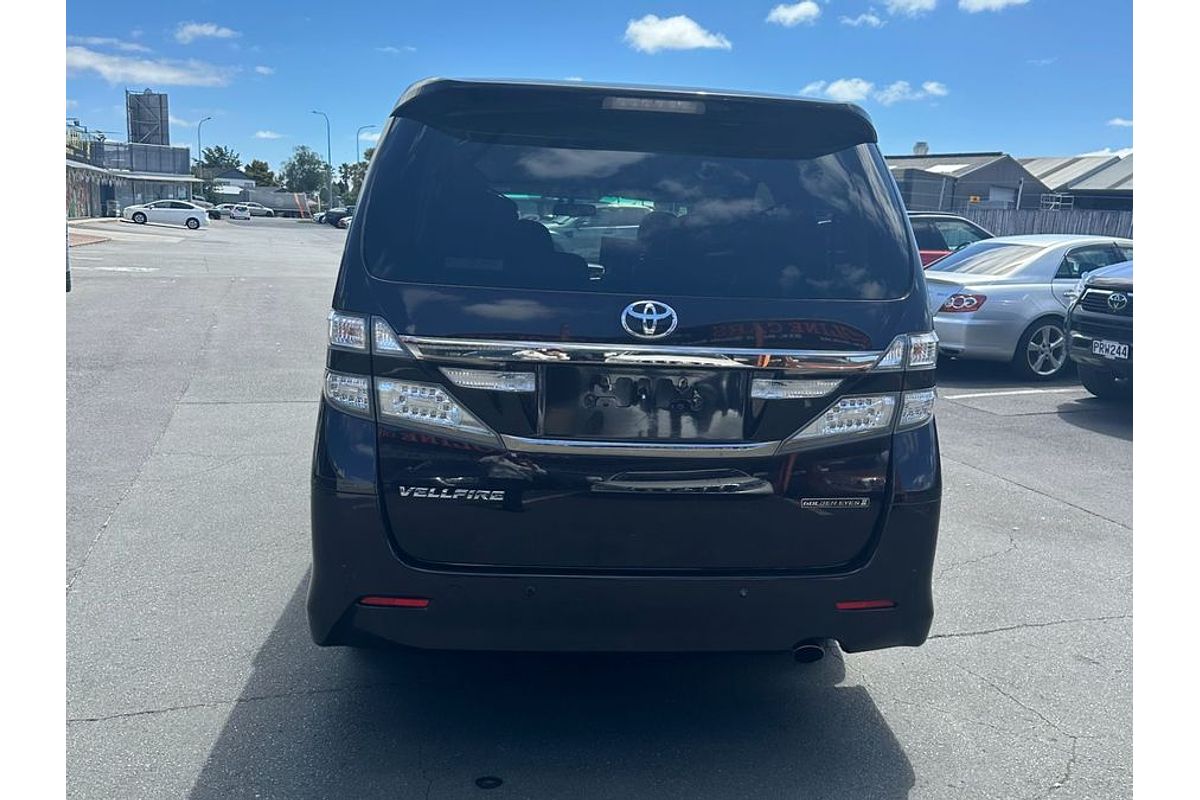 2014 Toyota Vellfire