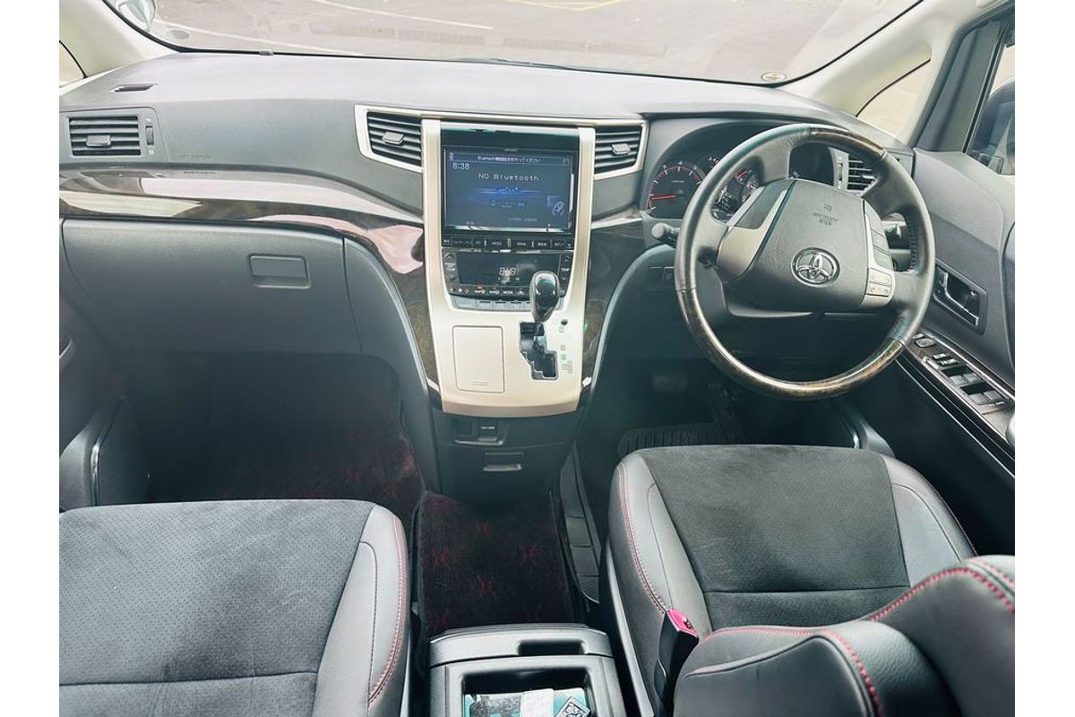 2013 Toyota Vellfire
