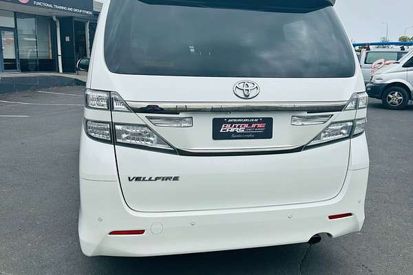 2013 Toyota Vellfire
