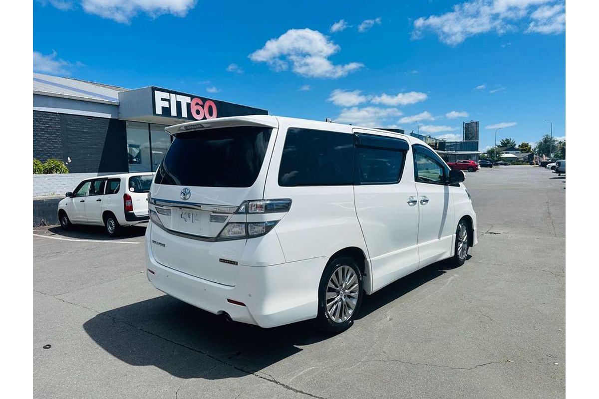 2014 Toyota Vellfire