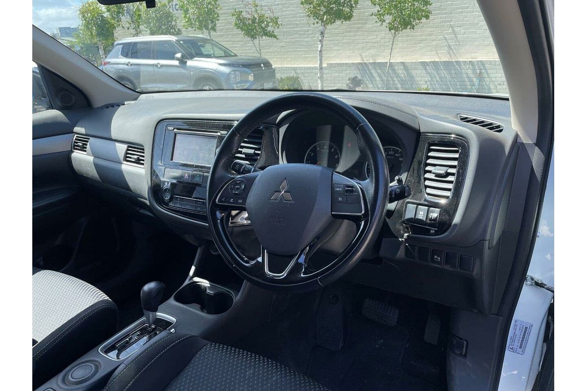 2015 Mitsubishi Outlander LS ZK