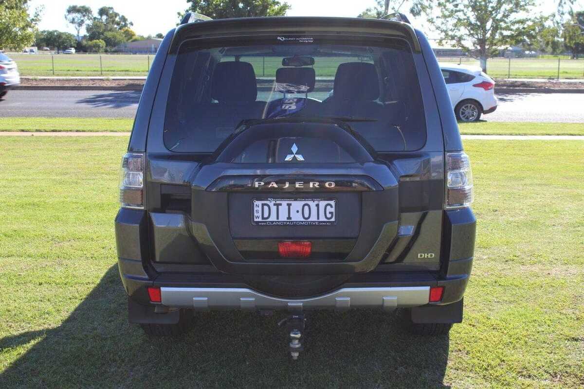 2017 Mitsubishi PAJERO GLX NX