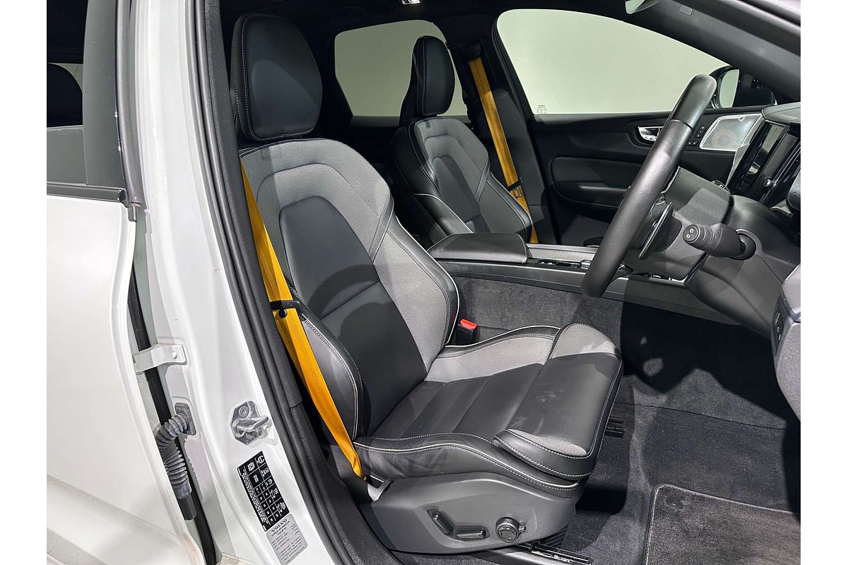 2020 Volvo XC60 T8 Polestar