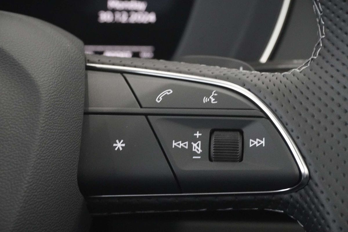 2024 Audi SQ5 TDI FY