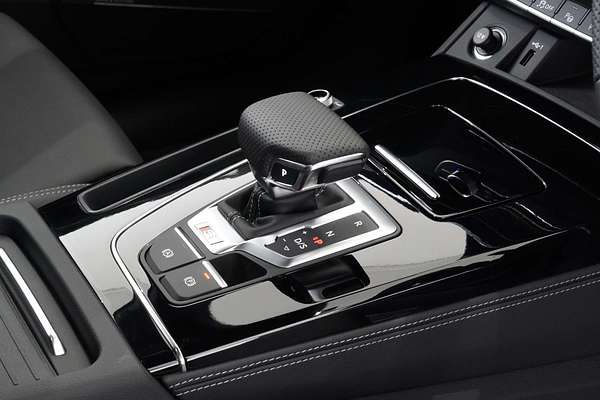 2024 Audi SQ5 TDI FY