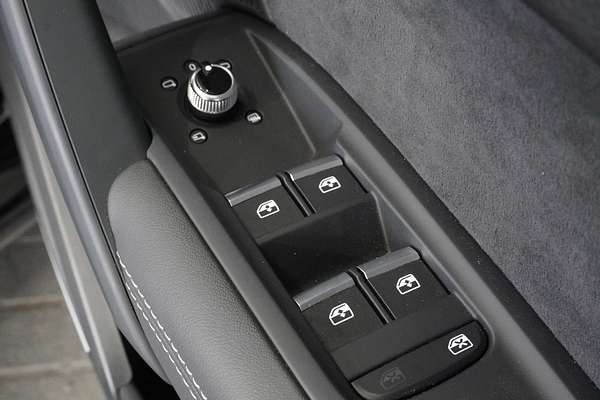 2024 Audi SQ5 TDI FY