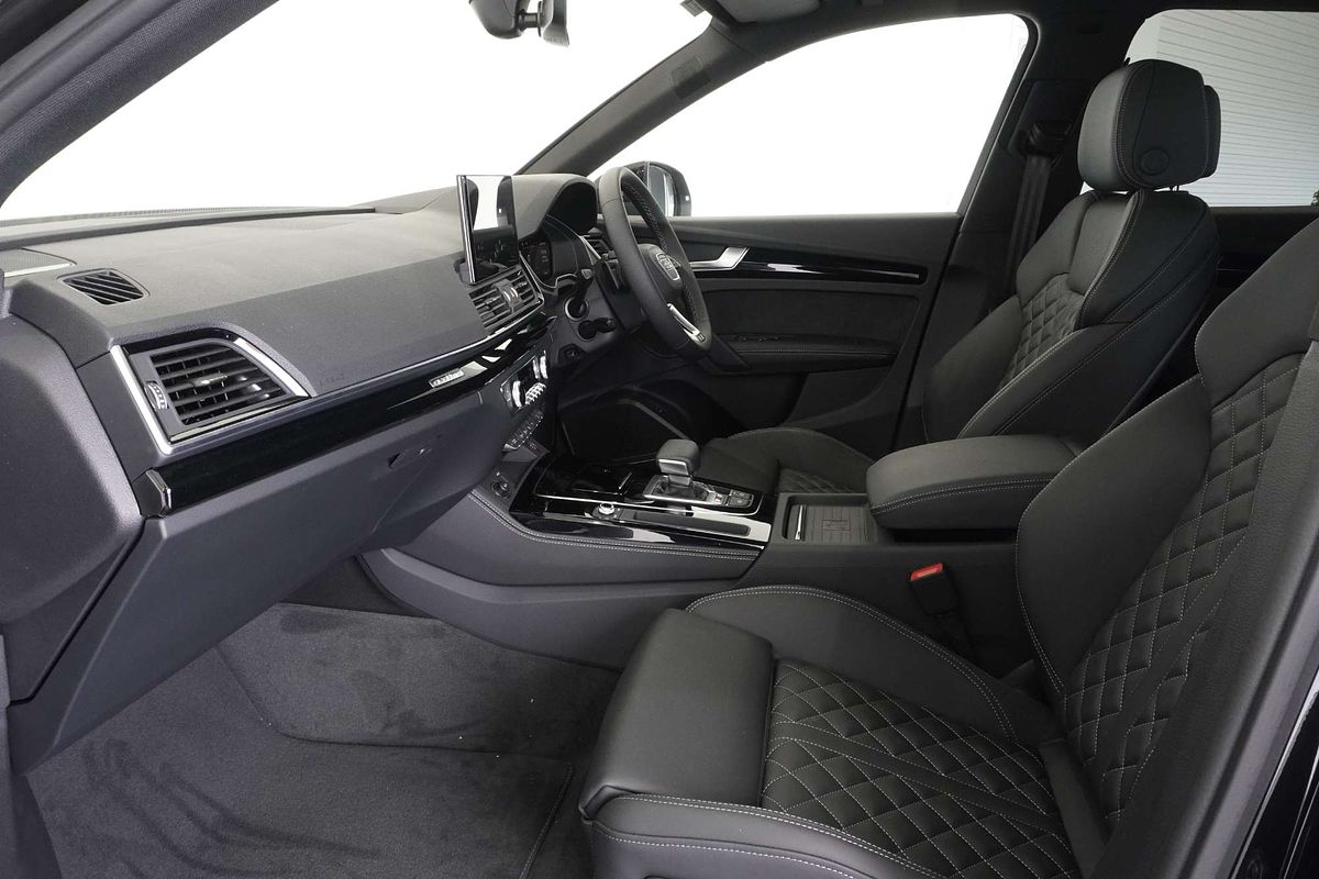 2024 Audi SQ5 TDI FY