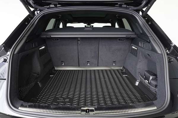 2024 Audi SQ5 TDI FY