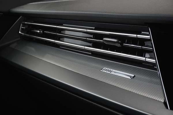 2024 Audi A3 35 TFSI S line GY