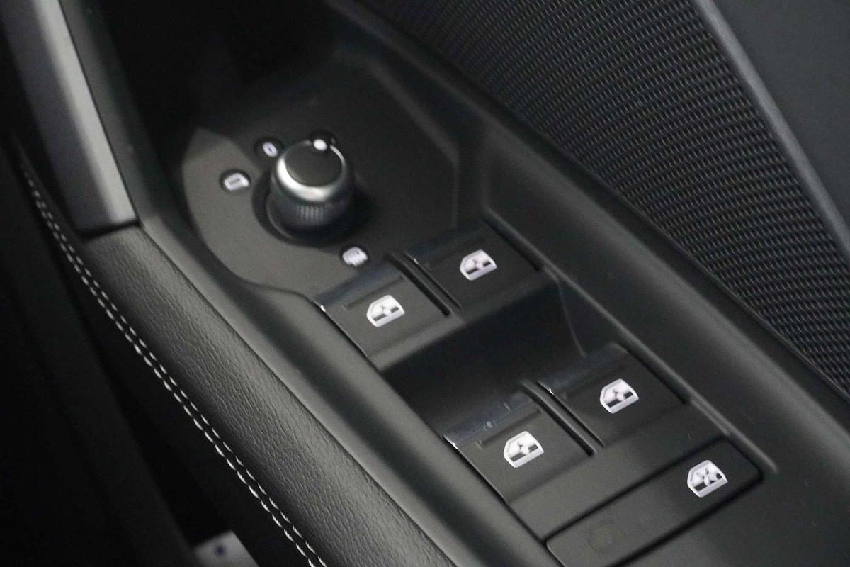 2024 Audi A3 35 TFSI S line GY
