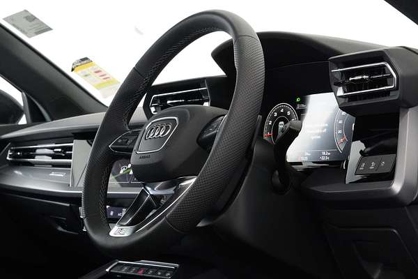 2024 Audi A3 35 TFSI S line GY