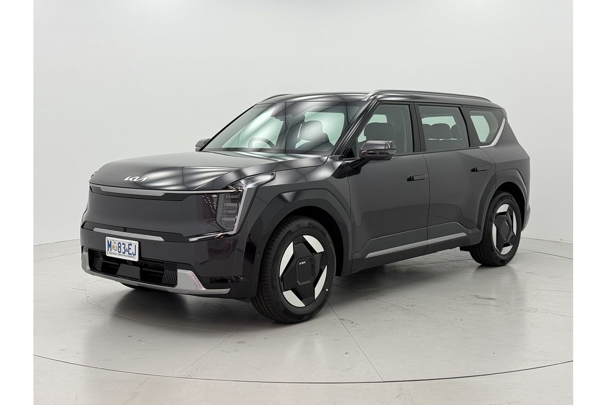 MY23 Kia EV9 Earth AWD LR 