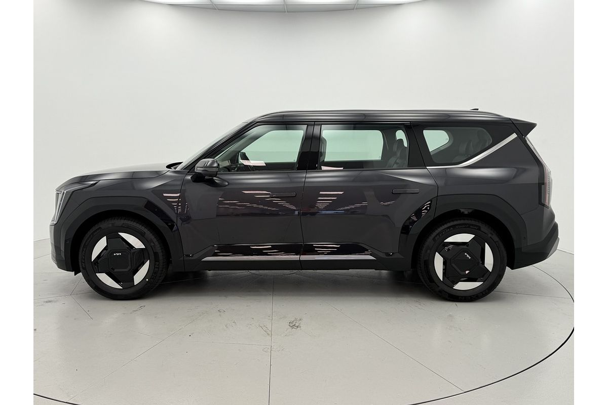 MY23 Kia EV9 Earth AWD LR 