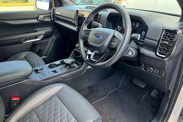 2024 Ford Everest Platinum