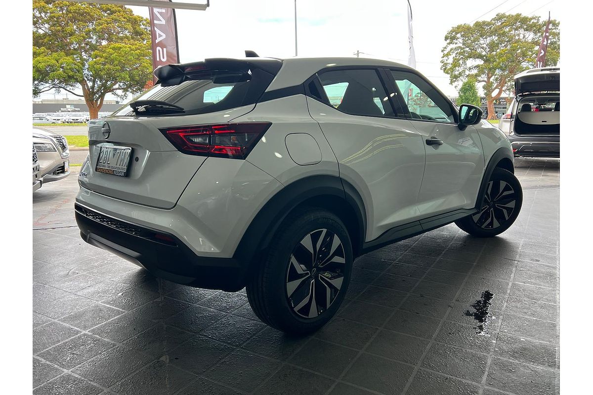 2024 Nissan JUKE ST F16