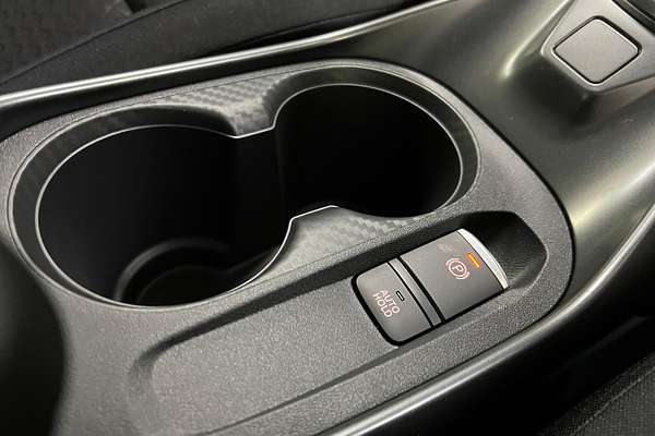 2024 Nissan JUKE ST F16