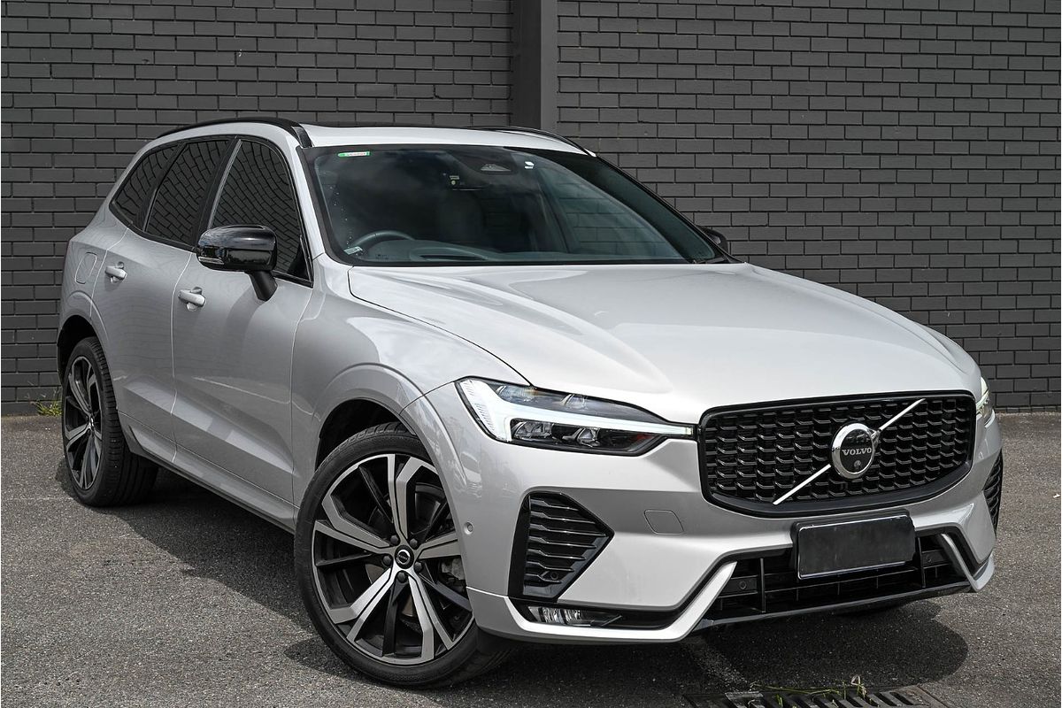 2021 Volvo XC60 B6 R-Design
