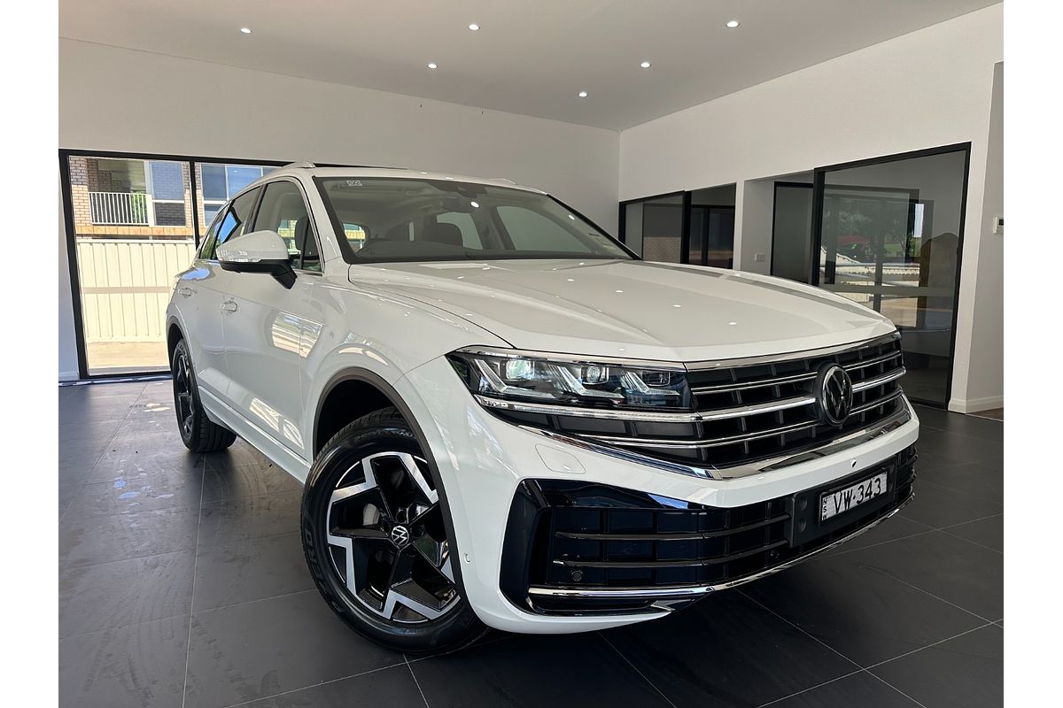 2024 Volkswagen Touareg 170TDI RC