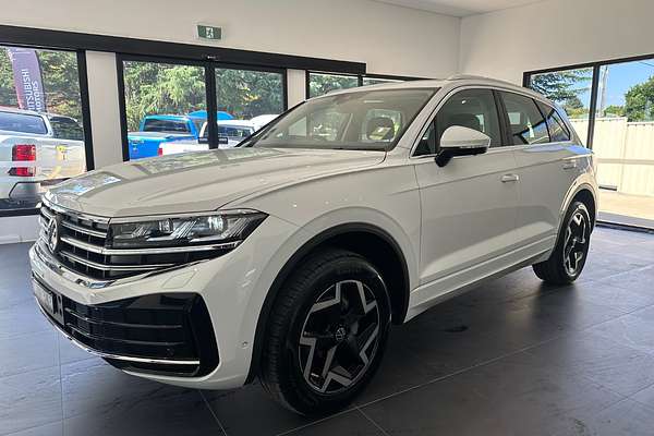 2024 Volkswagen Touareg 170TDI RC