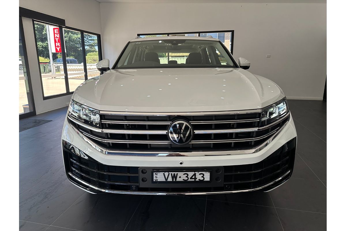 2024 Volkswagen Touareg 170TDI RC