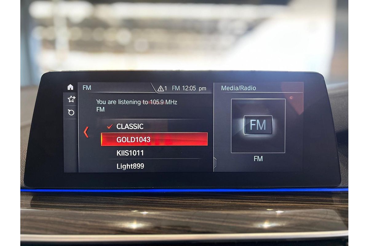 2018 BMW 5 Series 530e Luxury Line G30