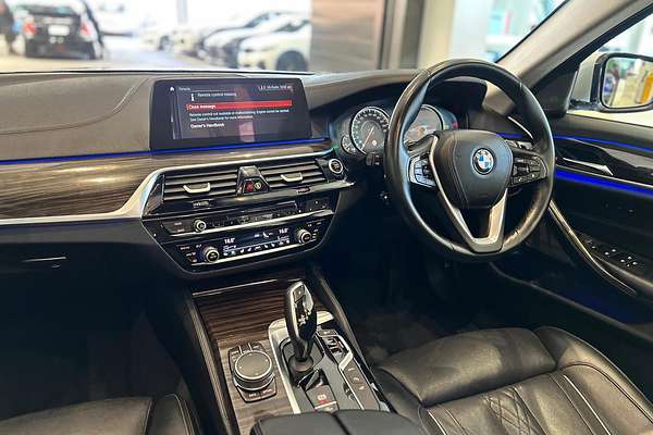 2018 BMW 5 Series 530e Luxury Line G30