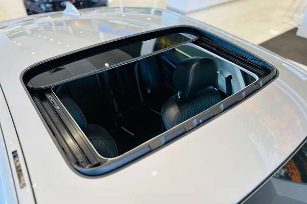2018 BMW 5 Series 530e Luxury Line G30