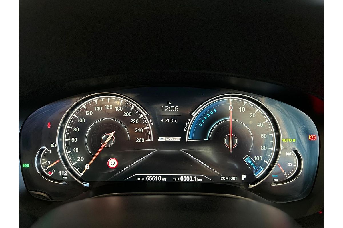 2018 BMW 5 Series 530e Luxury Line G30