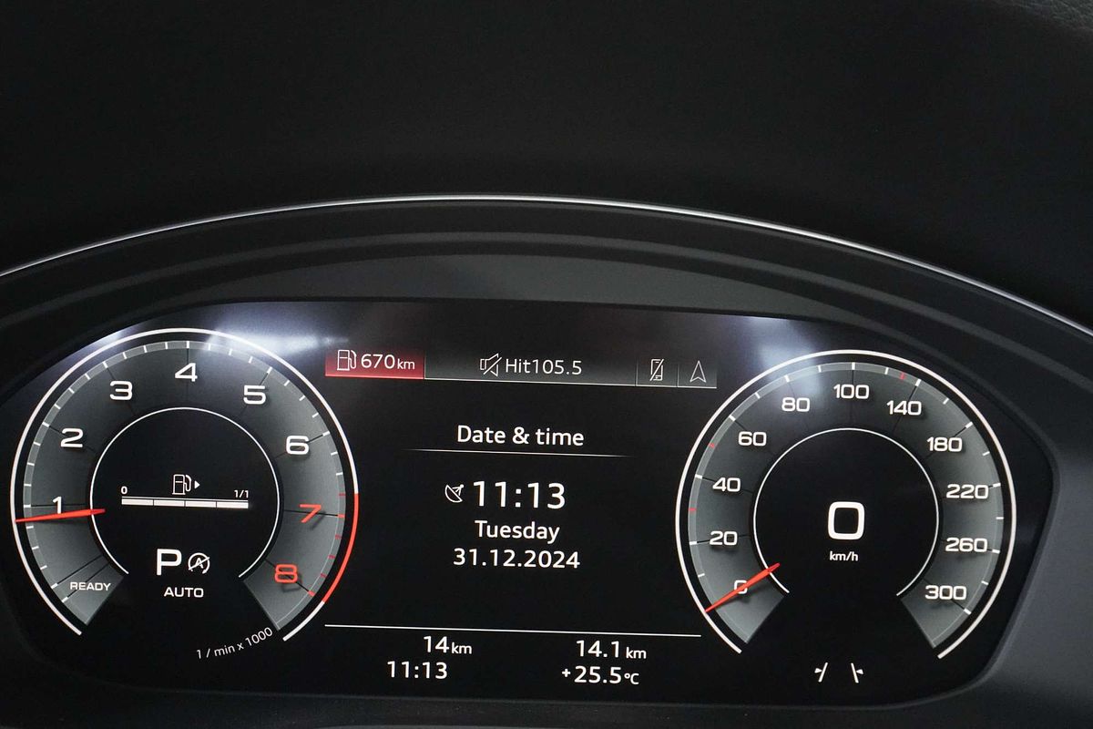 2024 Audi Q5 45 TFSI S line FY