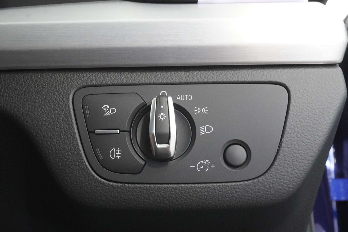 2024 Audi Q5 45 TFSI S line FY