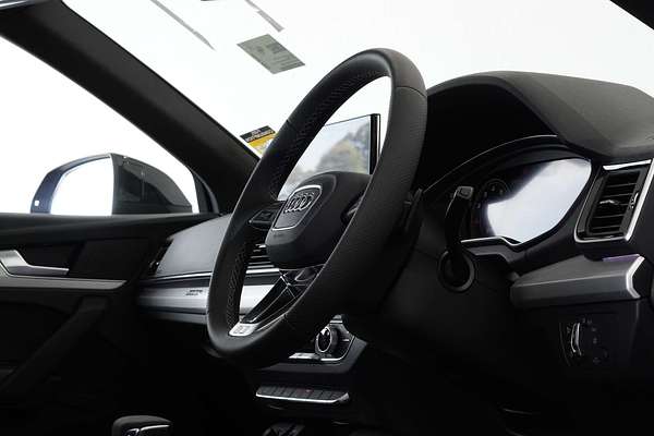 2024 Audi Q5 45 TFSI S line FY
