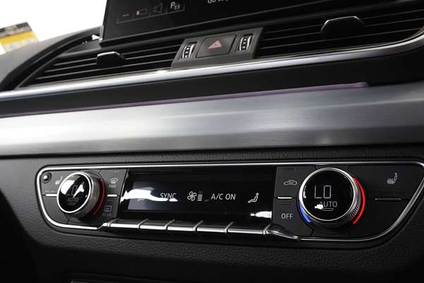 2024 Audi Q5 45 TFSI S line FY