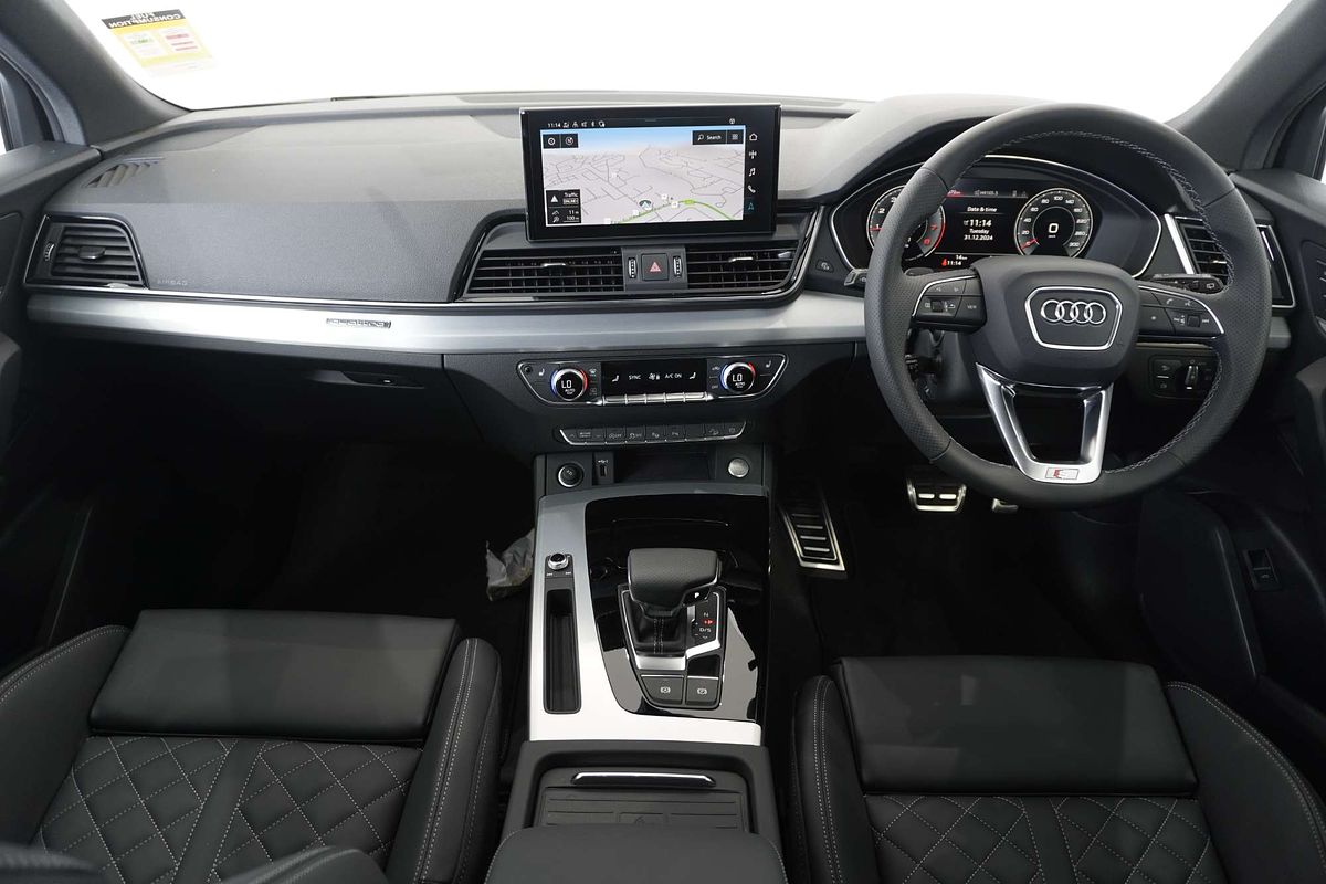 2024 Audi Q5 45 TFSI S line FY