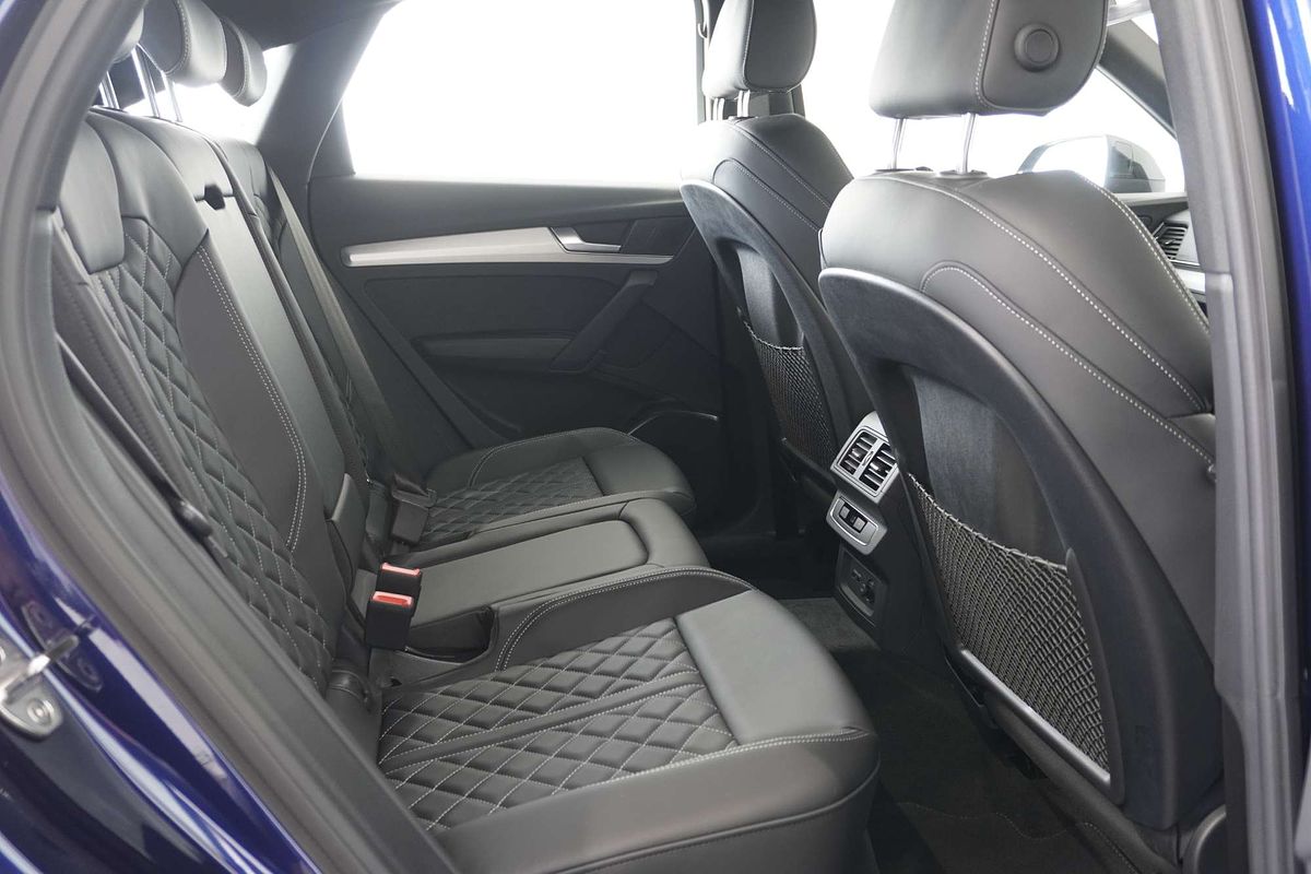 2024 Audi Q5 45 TFSI S line FY