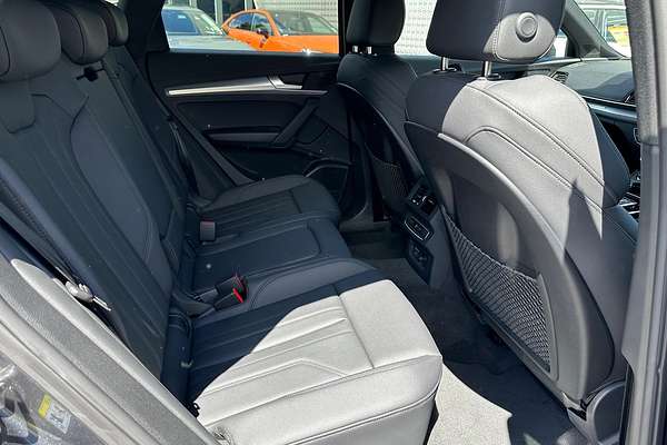 2024 Audi Q5 40 TDI S Line FY