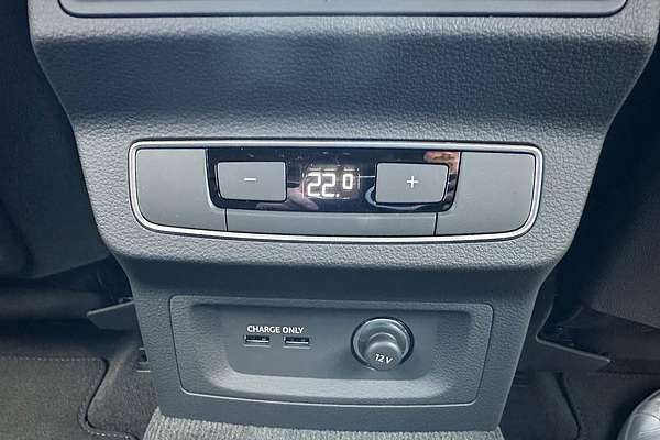 2024 Audi Q5 40 TDI S Line FY