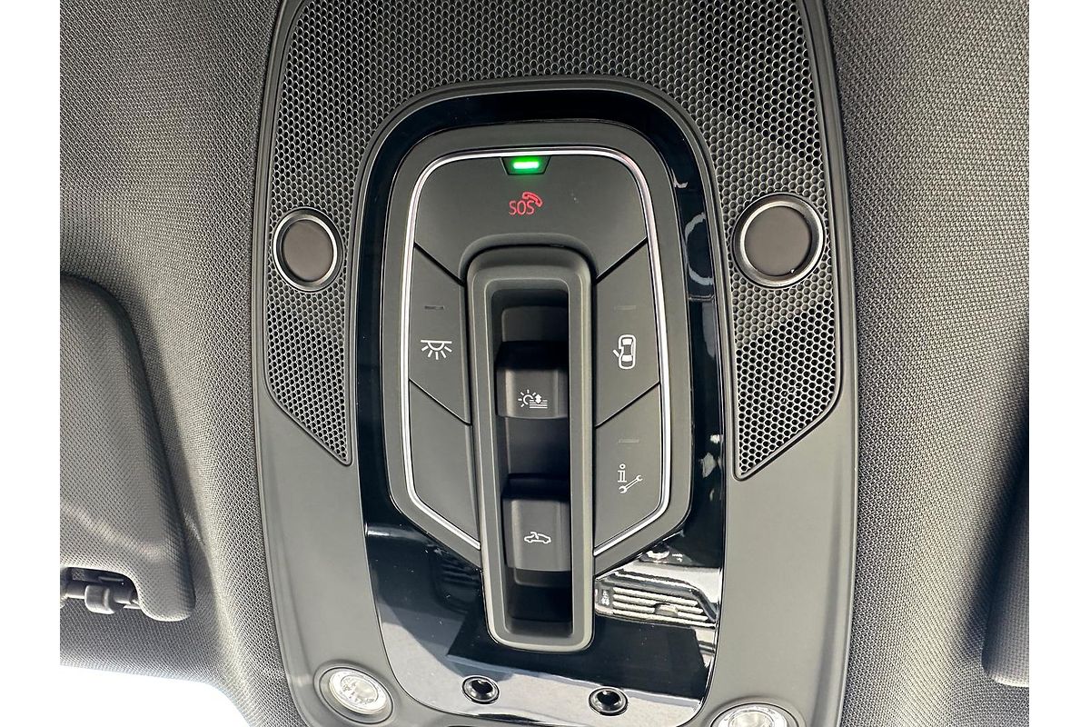 2024 Audi Q5 40 TDI S Line FY