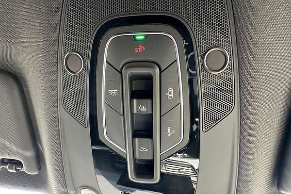 2024 Audi Q5 40 TDI S Line FY