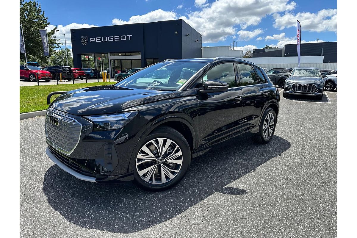 2024 Audi Q4 e-tron 45 F4