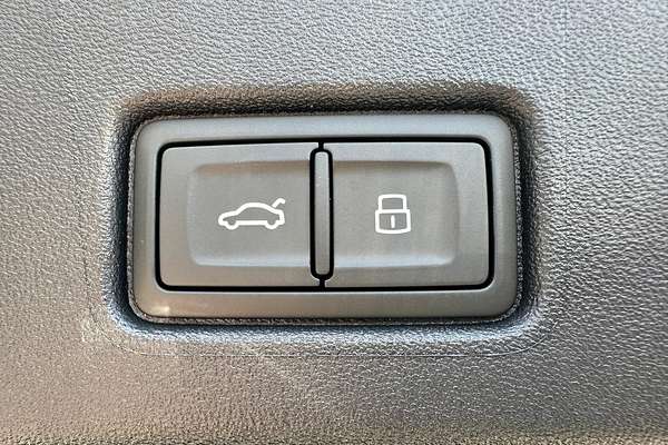 2024 Audi Q4 e-tron 45 F4