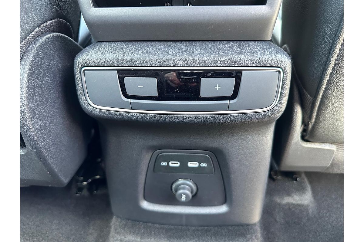2024 Audi Q4 e-tron 45 F4