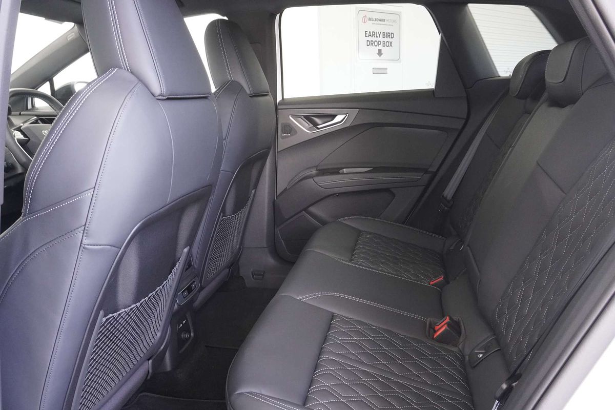 2024 Audi Q4 e-tron 55 F4