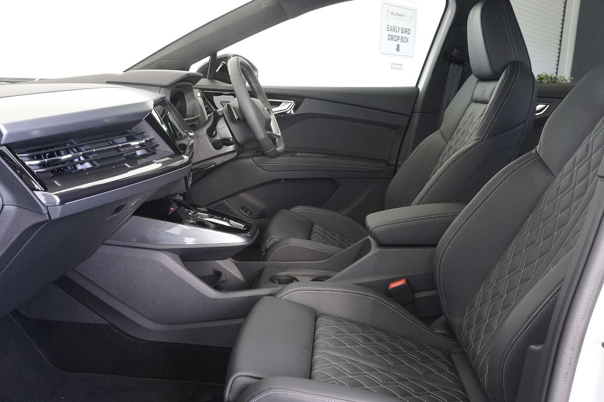 2024 Audi Q4 e-tron 55 F4