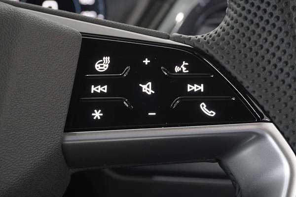 2024 Audi Q4 e-tron 55 F4