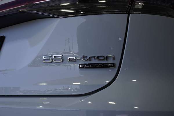 2024 Audi Q4 e-tron 55 F4