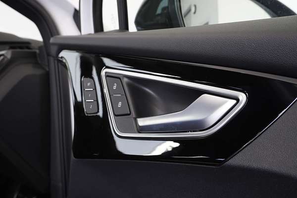 2024 Audi Q4 e-tron 55 F4