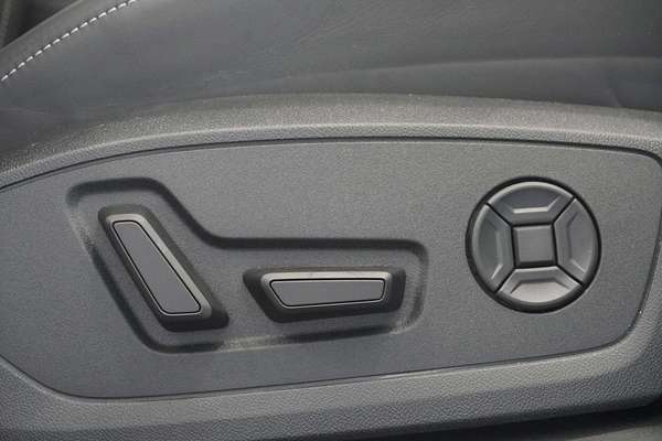 2024 Audi Q4 e-tron 55 F4