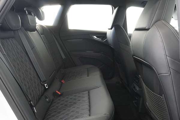 2024 Audi Q4 e-tron 55 F4